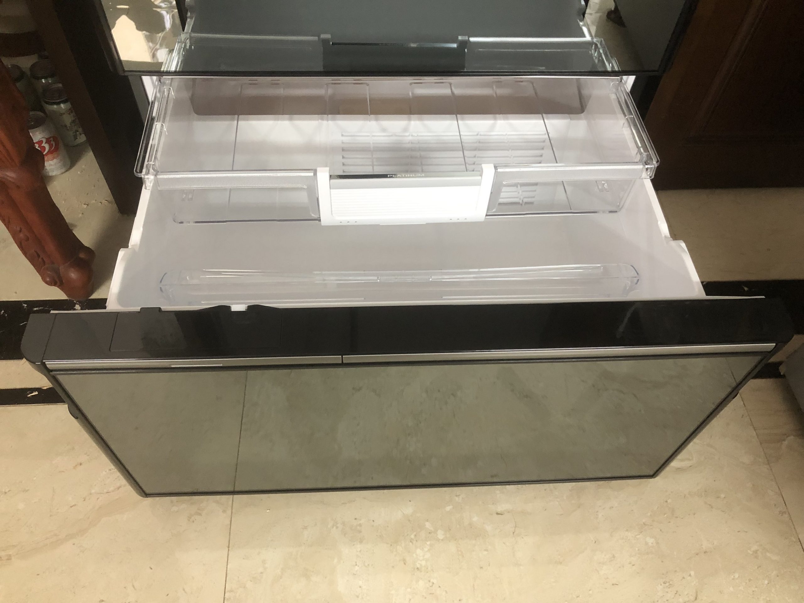 Tủ lạnh Hitachi R-WXC62S, dung tích 615 lít
